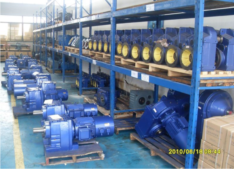 鵠興齒輪減速機專業生產廠家 鵠興四大系列齒輪減速機